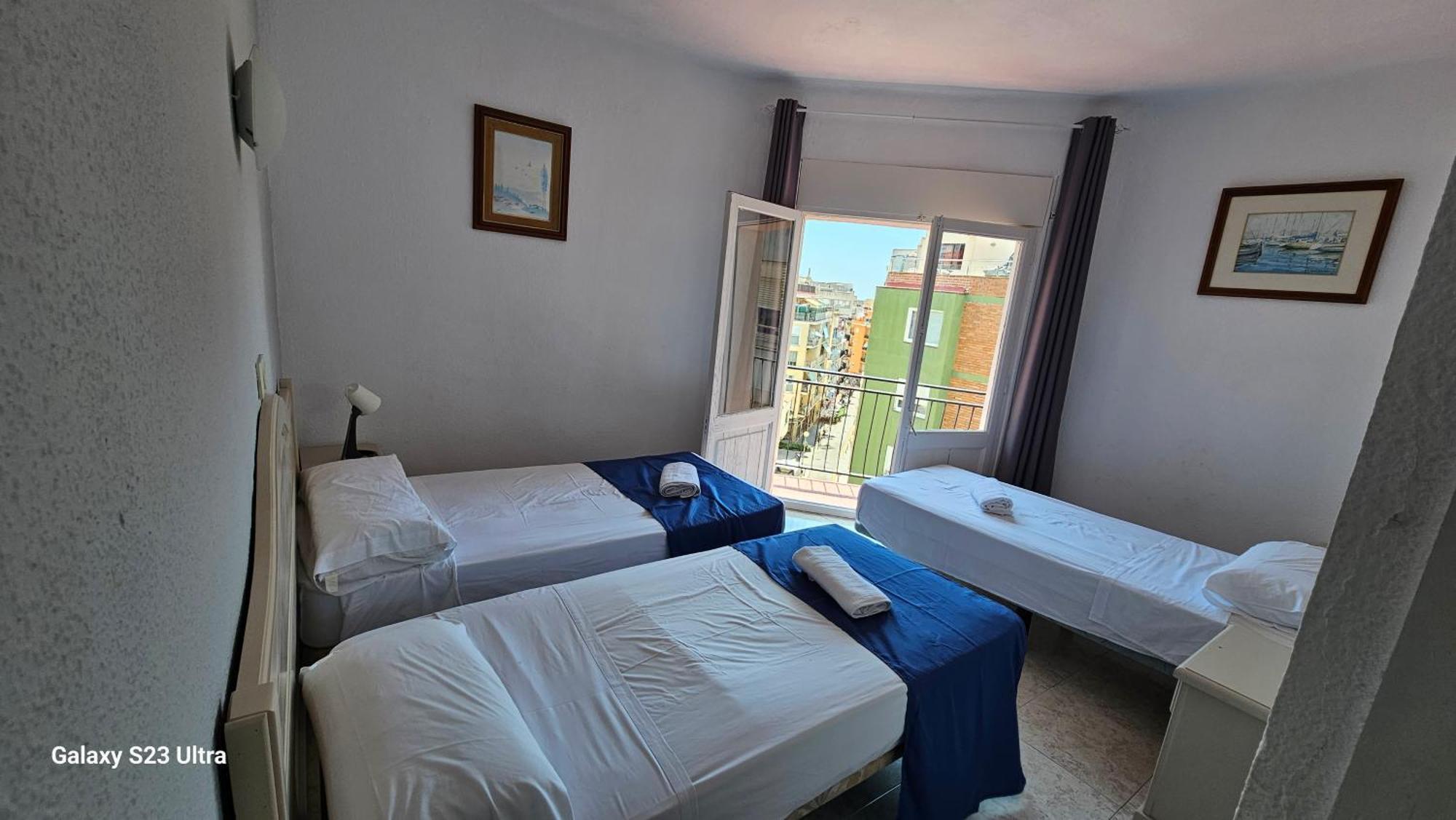 Hostal Caste Lloret de Mar Buitenkant foto